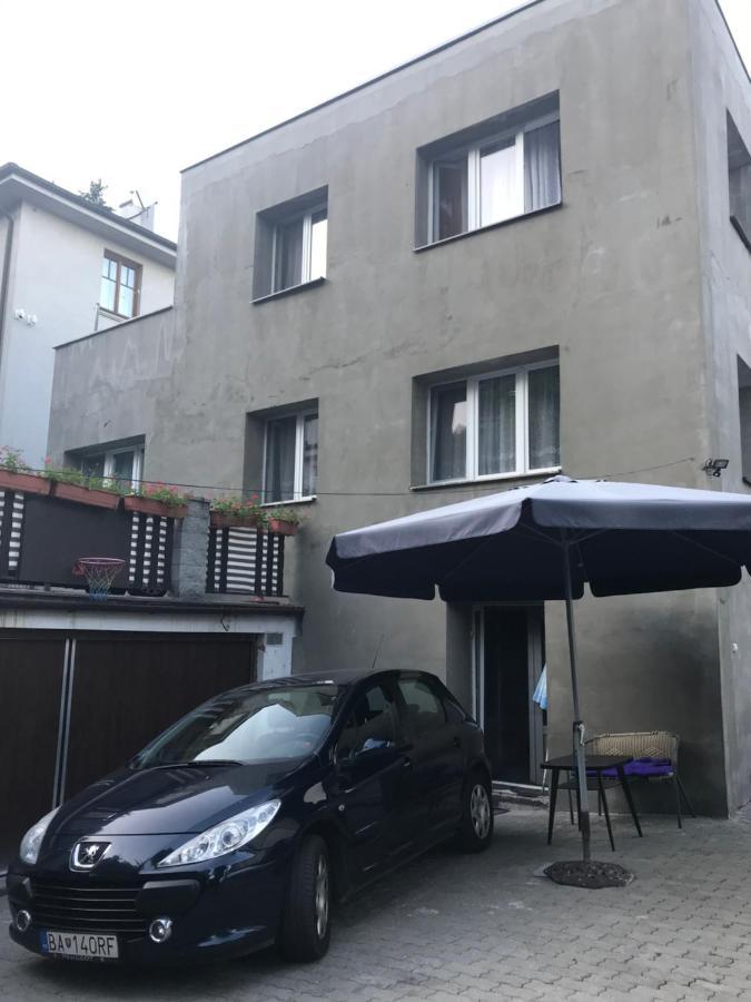 Penzion Vilo Bratislava Bagian luar foto