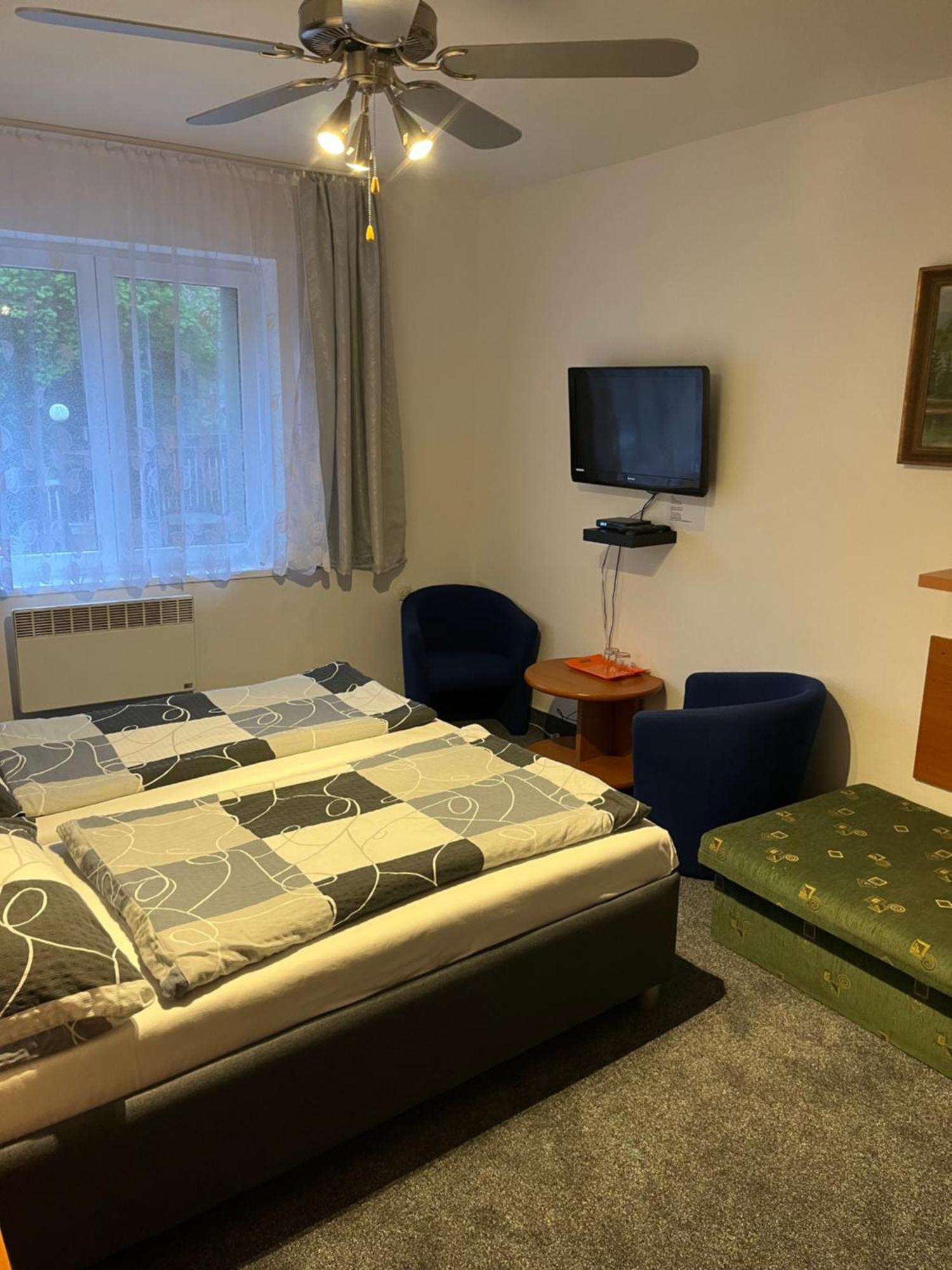 Penzion Vilo Bratislava Bagian luar foto